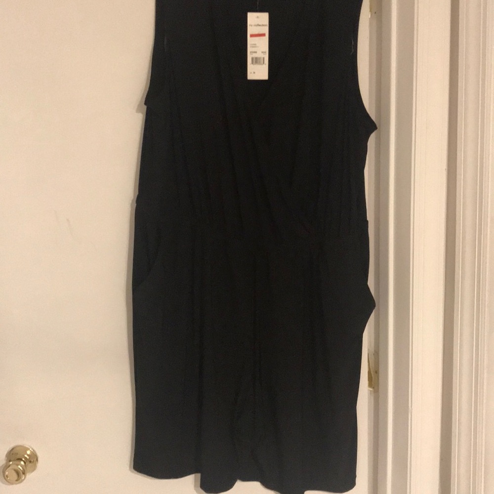 NY Collection Black Sleeveless Short Jumper